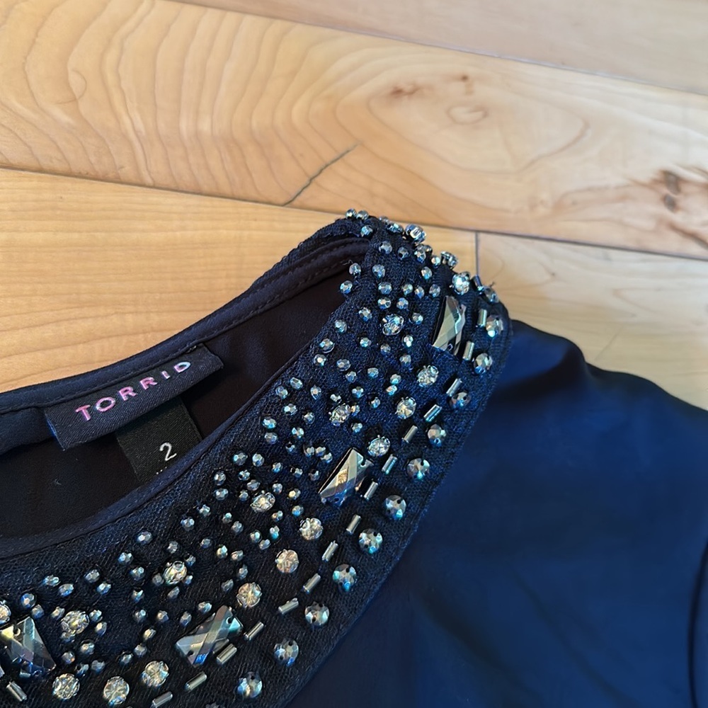 Torrid Top - Picture 5 of 6